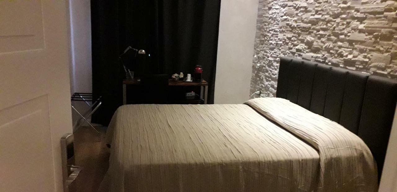 مبيت وإفطار فوجيا A 2 Passi Da المظهر الخارجي الصورة